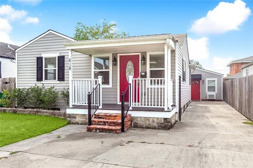 616 Labarre Rd, Jefferson, LA, 70121-2109 | Card Image