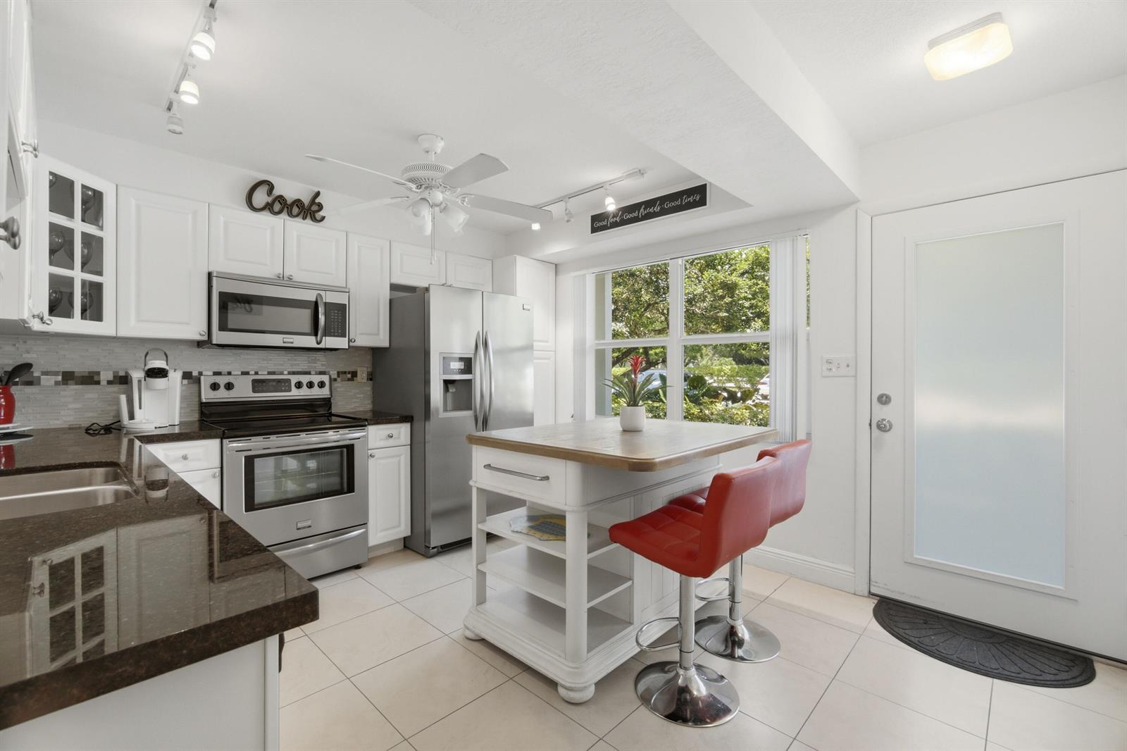 Residential Lease in Coconut Creek 4