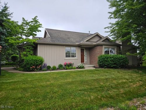 135 Wilford Way, Tallmadge, OH, 44278-3612 | Card Image