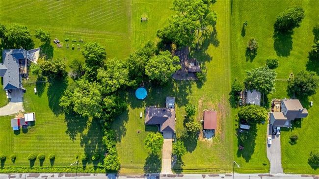 Aerial view of sparsely populated area | Image 35