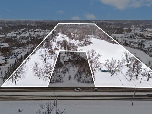 2967 Knapp St Ne, Grand Rapids, MI, 49525-4517 | Card Image