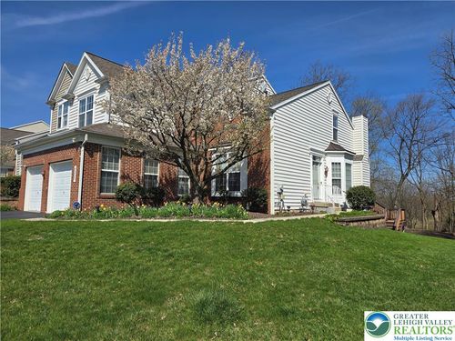 5205 High Vista Dr, Orefield, PA, 18069-9117 | Card Image
