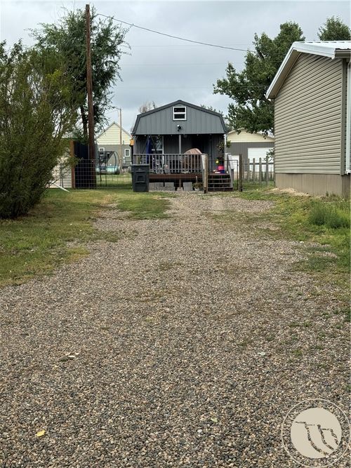 511 Custer Ave, Jordan, MT, 59337-3700 | Card Image
