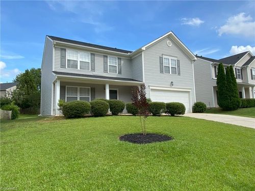 3933 Cameron Creek Dr, Matthews, NC, 28105-6772 | Card Image