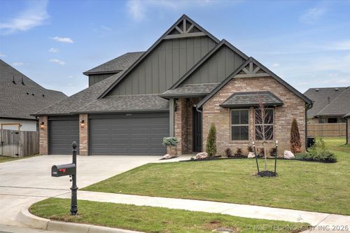 1409 N 70th St, Broken Arrow, OK, 74014-2563 | Card Image