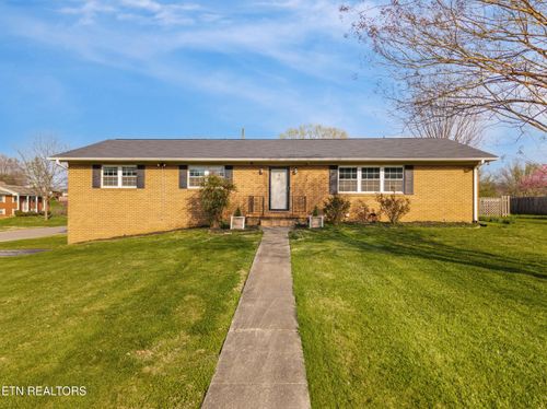 7552 Berkshire Blvd, Powell, TN, 37849-3727 | Card Image