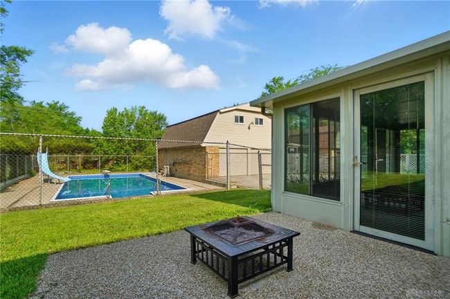 2946 Rockledge Trl, House other with 3 bedrooms, 2 bathrooms and null parking in Beavercreek OH | Image 42