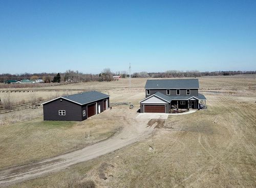 16335 55th St Se, Kindred, ND, 58051-9537 | Card Image