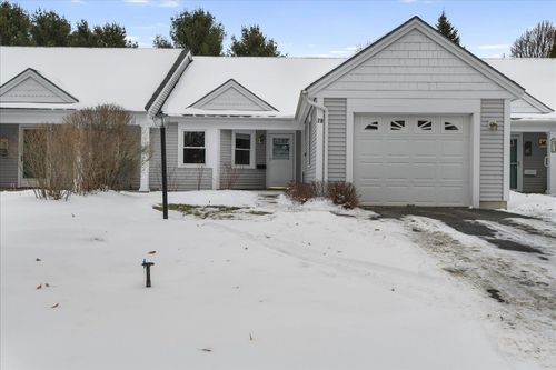 7b-16 Clover Drive, Essex, VT, 05452 | Card Image