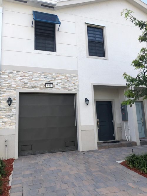 939 Nw 3rd Ter, Pompano Beach, FL, 33060-6267 | Card Image