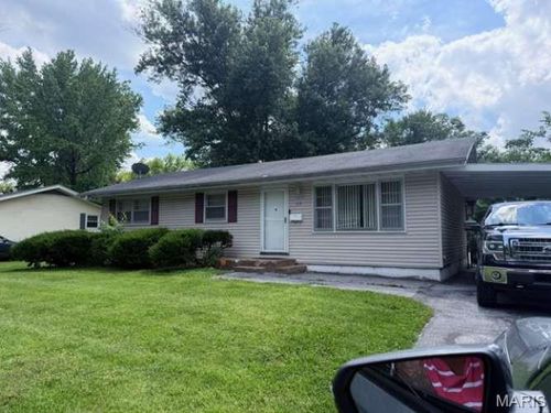 113 Forestwood Drive, St Louis, MO, 63135 | Card Image