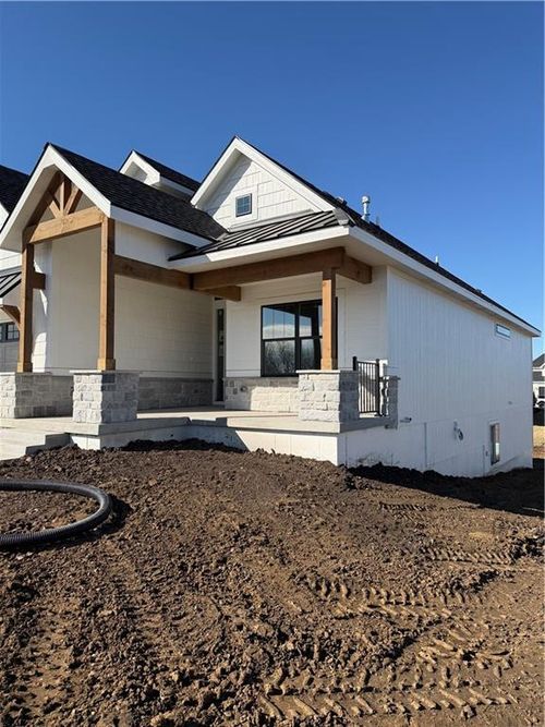 15360 W 161st Ct, Olathe, KS, 66062 | Card Image