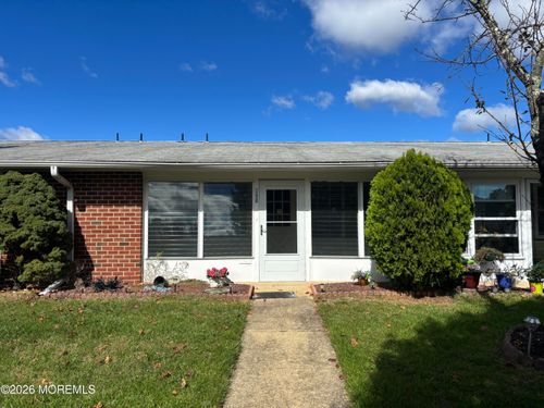 b-1143B Argyll Cir, Lakewood, NJ, 08701-6983 | Card Image