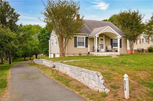 5716 Old Rural Hall Rd, Winston Salem, NC, 27105-1427 | Card Image