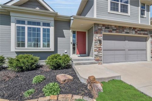 8100 Ne 102nd St, Kansas City, MO, 64157-7912 | Card Image