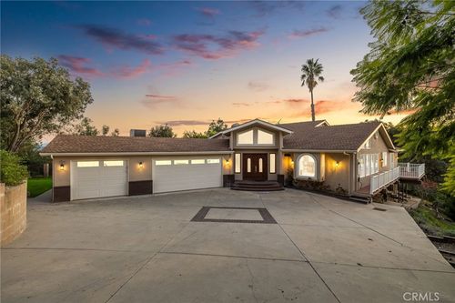 705 Beaverbrook Ln, Glendora, CA, 91740-4501 | Card Image