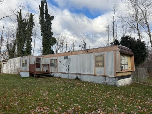 393 W Lever Rd, Hart, MI, 49420-8128 | Card Image