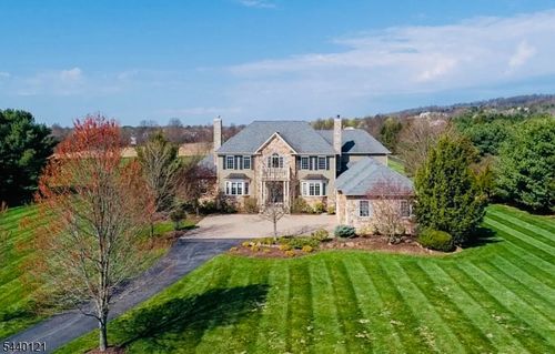4 Viewpoint Ter, LEBANON, NJ, 08833-4379 | Card Image