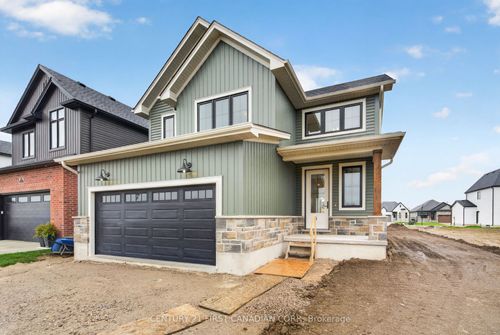107 Sheldabren St, Ailsa Craig, ON, N0M1A0 | Card Image
