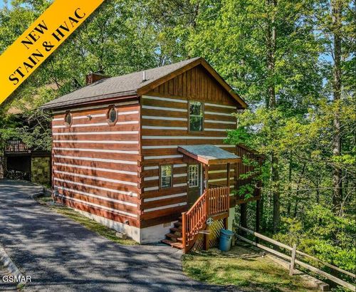 742 Nighthawk Way, Pigeon Forge, TN, 37863 | Card Image