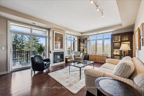 d212-71 Bayberry Dr, Guelph, ON, N1G5K9 | Card Image