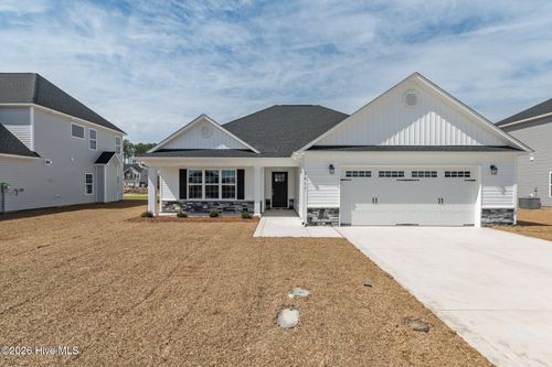 2011 Blue Water Blvd, New Bern, NC, 28562-2449 | Card Image