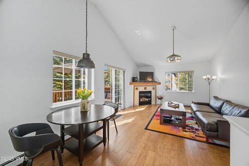 1304 Crazy Horse Cir, Edwards, CO, 81632-8099 | Card Image