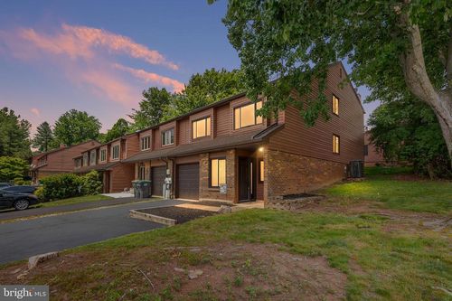 5516 Doral Dr, WILMINGTON, DE, 19808-2611 | Card Image