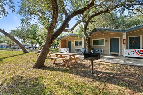 919 N Fulton Beach Rd, Rockport, TX, 78382-7634 | Card Image