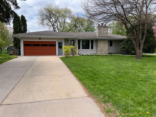 2017 Beacon St, Saint Paul, MN, 55113-5602 | Card Image