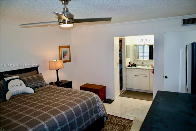 APT-301R - 3776 Inverrary Blvd, Condo with 2 bedrooms, 2 bathrooms and null parking in Lauderhill FL | Image 9