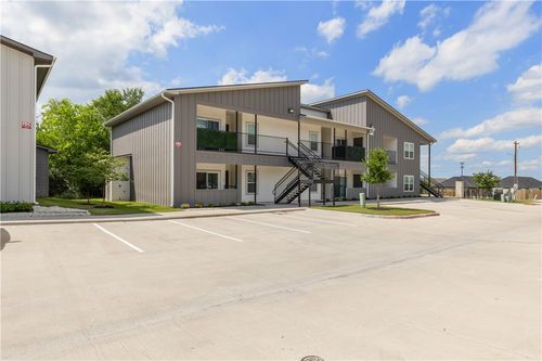 113-1326 Prairie Dr, Bryan, TX, 77803-5195 | Card Image