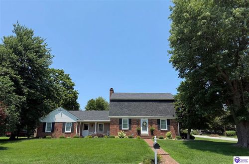 401 The Bye Way, Elizabethtown, KY, 42701-2804 | Card Image