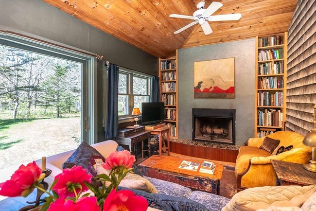 188 Waldrons Bottom Rd, House other with 2 bedrooms, 2 bathrooms and 4 parking in West Tisbury MA | Image 6
