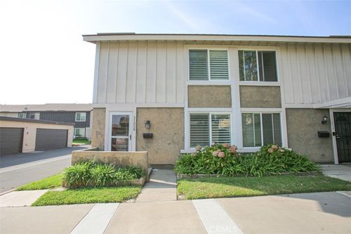 11058 Grant Way, Stanton, CA, 90680-2829 | Card Image