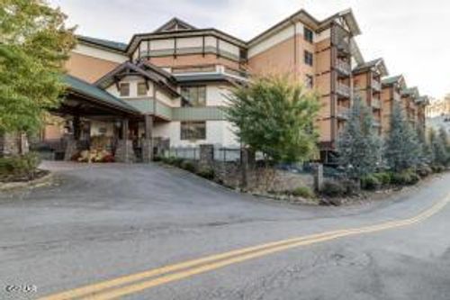 unit-209-312-510-215 Woliss Lane, Gatlinburg, TN, 37738 | Card Image