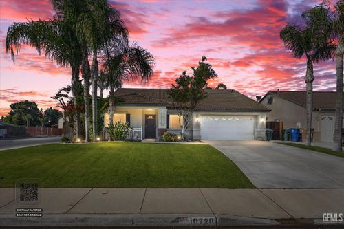 10720 Anacostia Way, Bakersfield, CA, 93311-3203 | Card Image