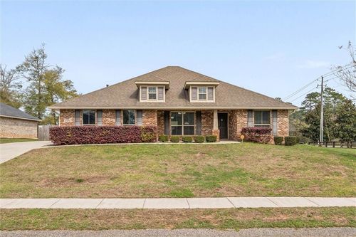 2124 Edison Dr, Semmes, AL, 36575-7582 | Card Image