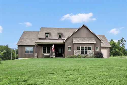 26401 E 267th St, Harrisonville, MO, 64701-3286 | Card Image