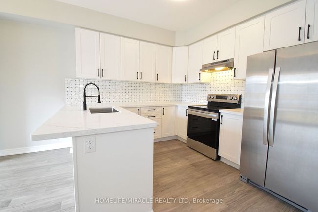 25 Barker Pky, House other with 3 bedrooms, 3 bathrooms and 2 parking in Thorold ON | Image 13