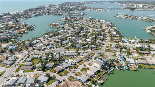 596 S Bayshore Dr, House other with 2 bedrooms, 1 bathrooms and null parking in MADEIRA BEACH FL | Image 81