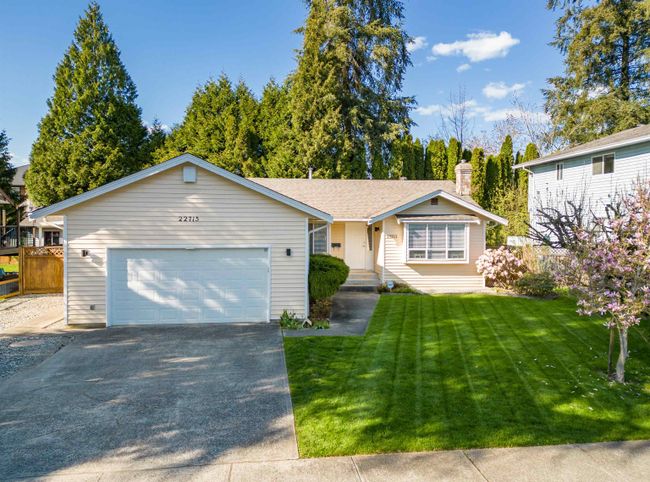 22715 Balabanian Circle, House other with 3 bedrooms, 2 bathrooms and 8 parking in Maple Ridge BC | Image 1