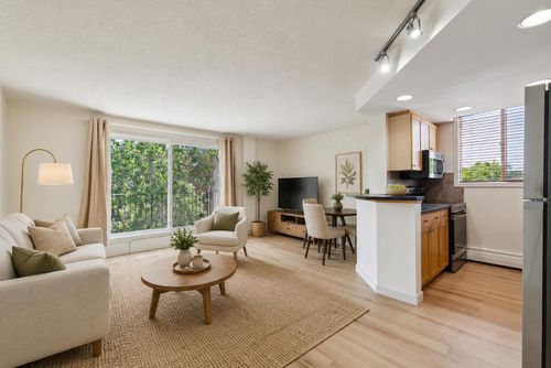 405-340 4 Ave Ne, Calgary, AB, T2E0J3 | Card Image
