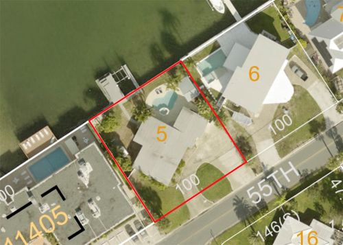 205 55th Ave, ST PETE BEACH, FL, 33706-2306 | Card Image