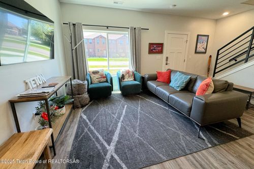 689 Baltoro Way, Driggs, ID, 83422-5070 | Card Image