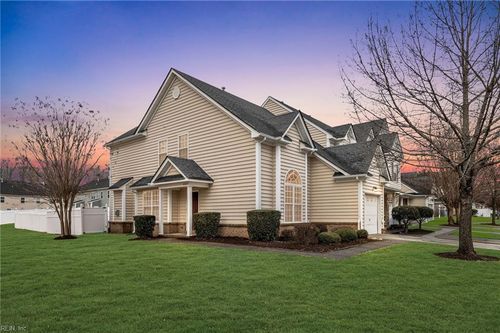 4005 Abercorn Dr, Suffolk, VA, 23435-3490 | Card Image