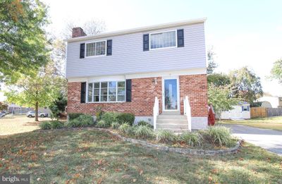 17 Snyder Lane, House other with 4 bedrooms, 1 bathrooms and null parking in ASTON PA | Image 1