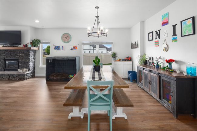 Large windows thru home w/faux wood blinds. | Image 28