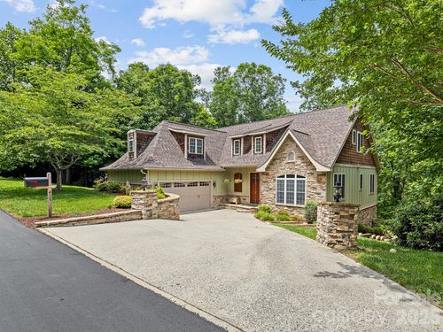 421 Purple Finch Ct, Arden, NC, 28704-7100 | Card Image