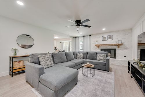 5623 Shady Hill Ln, Arlington, TX, 76016-2120 | Card Image